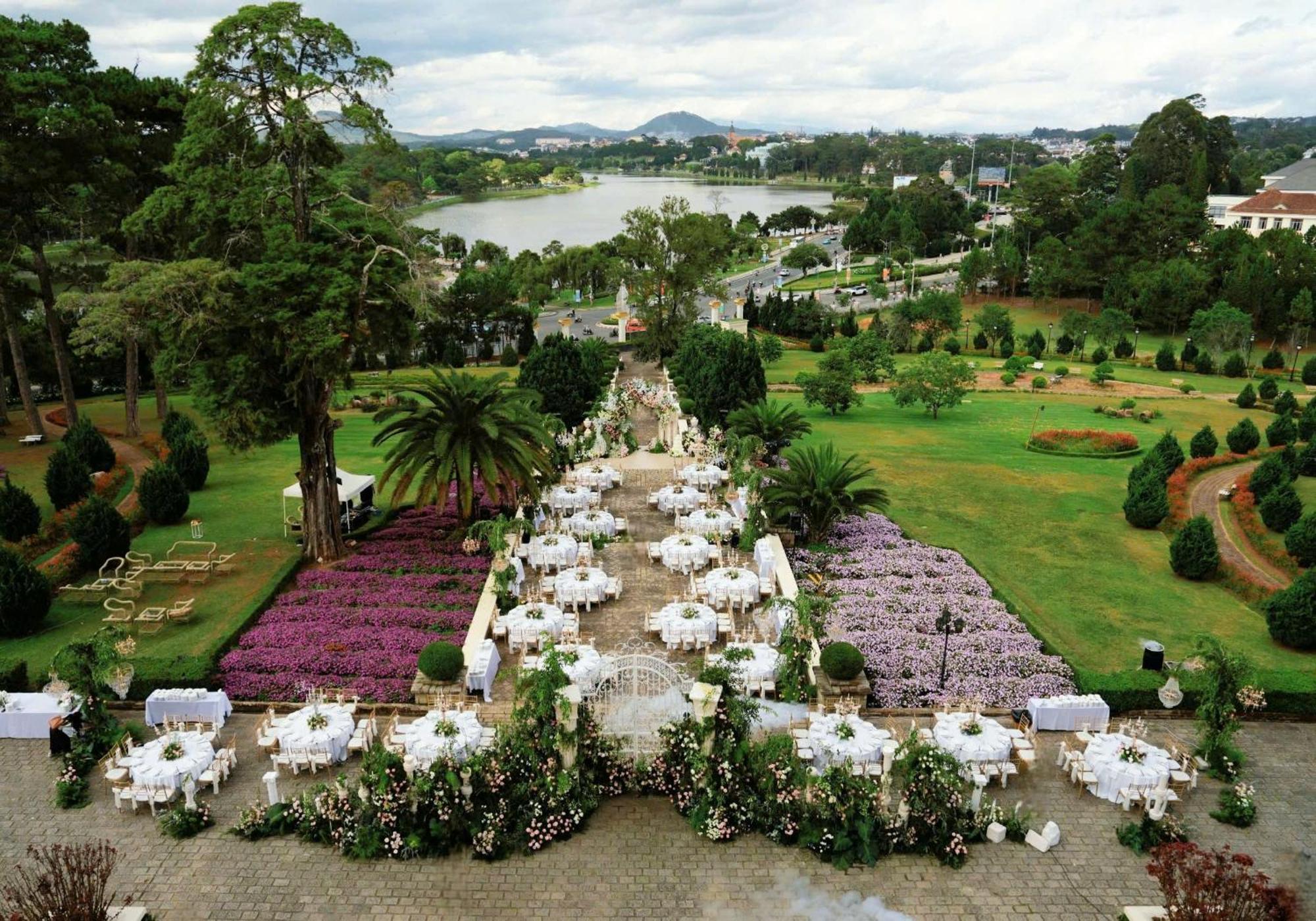 Dalat Palace Heritage Hotel Buitenkant foto