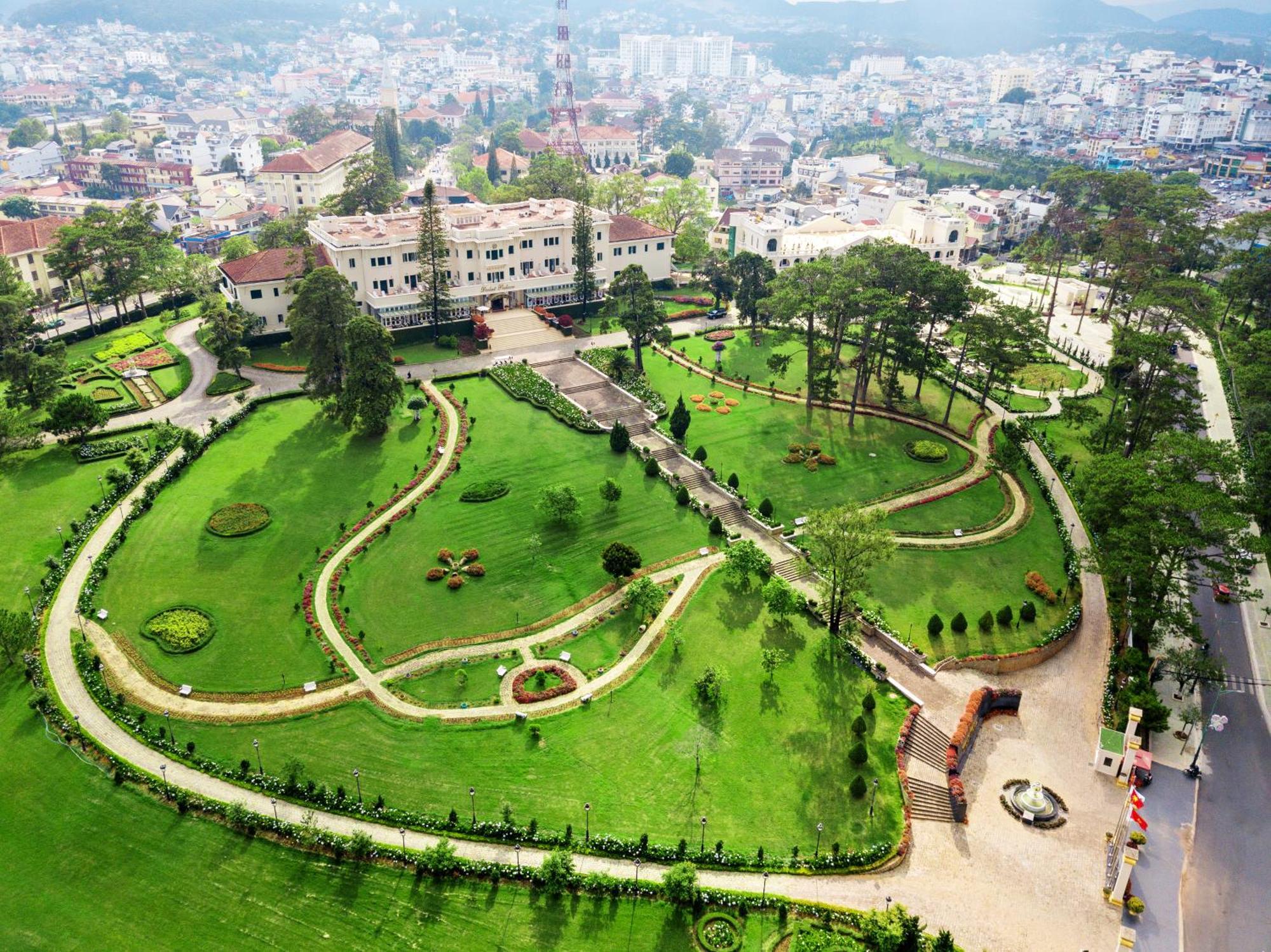 Dalat Palace Heritage Hotel Buitenkant foto