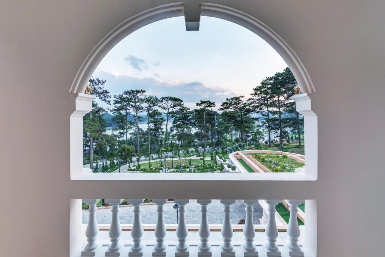 Dalat Palace Heritage Hotel Buitenkant foto